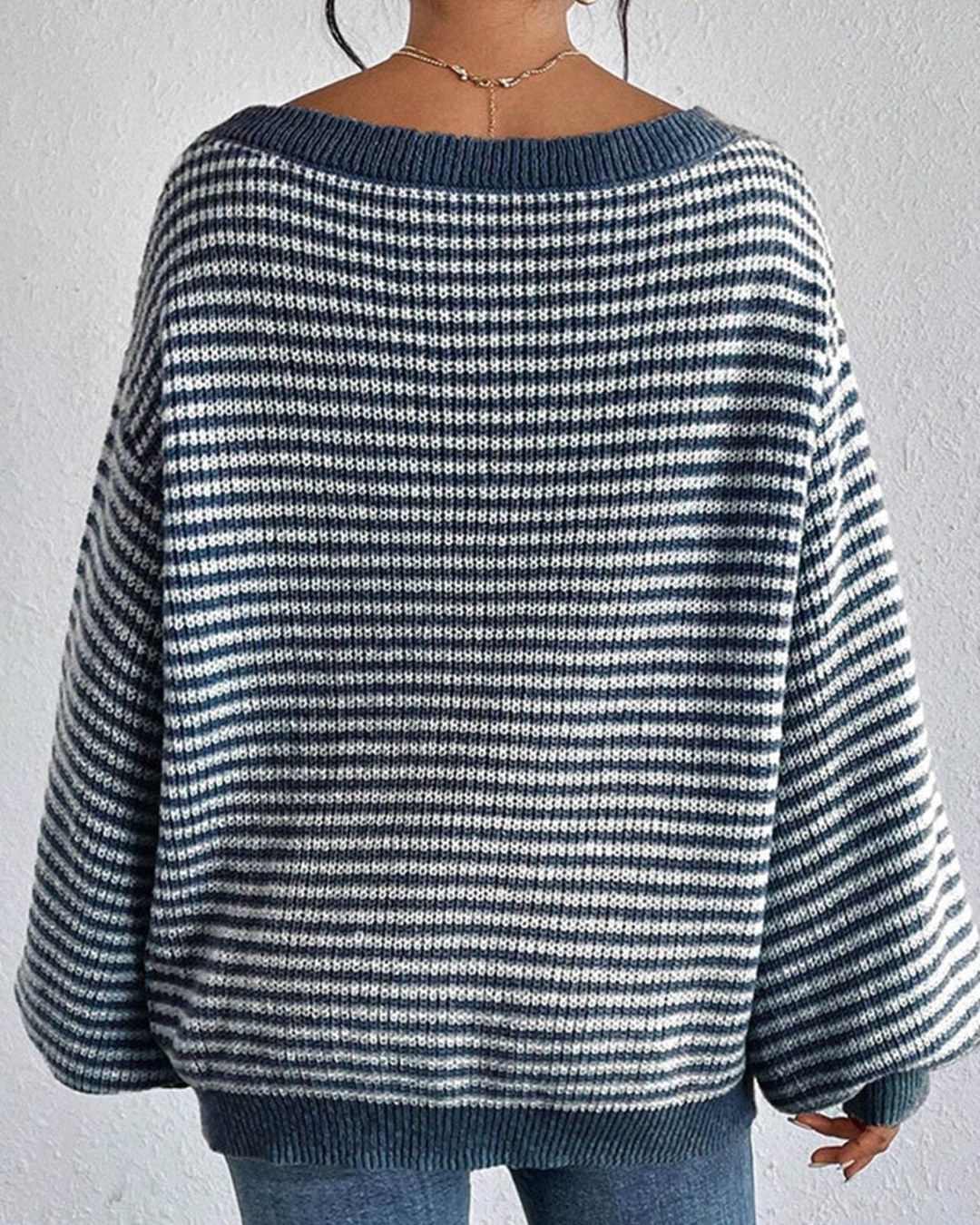 Chris | Suéter de Punto Oversize de Manga Larga con Hombros Descubiertos para Mujer