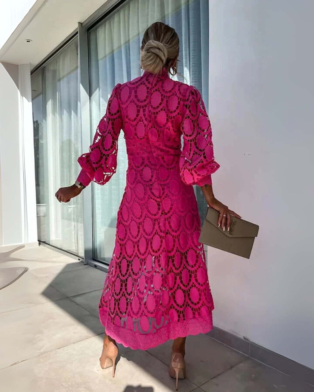 Rosalía | Vestido Largo de Encajes con Mangas Estilo Farol