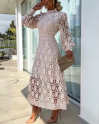 Rosalía | Vestido Largo de Encajes con Mangas Estilo Farol