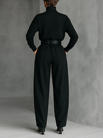 Lisa™ | Conjunto de dos piezas en negro con cinturón