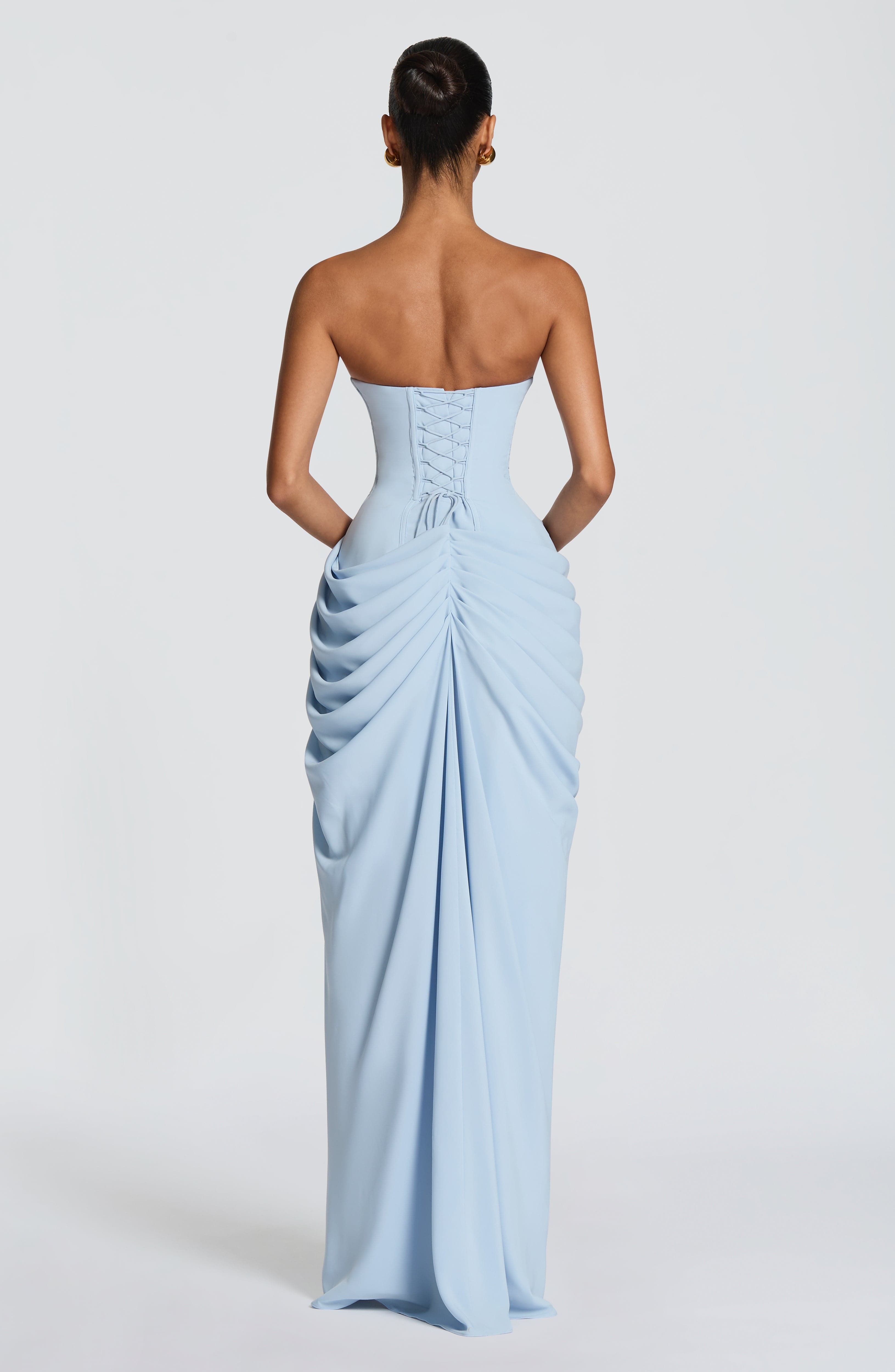 Vestido Iris | Elegancia escultural que define tu figura
