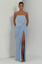 Vestido Iris | Elegancia escultural que define tu figura