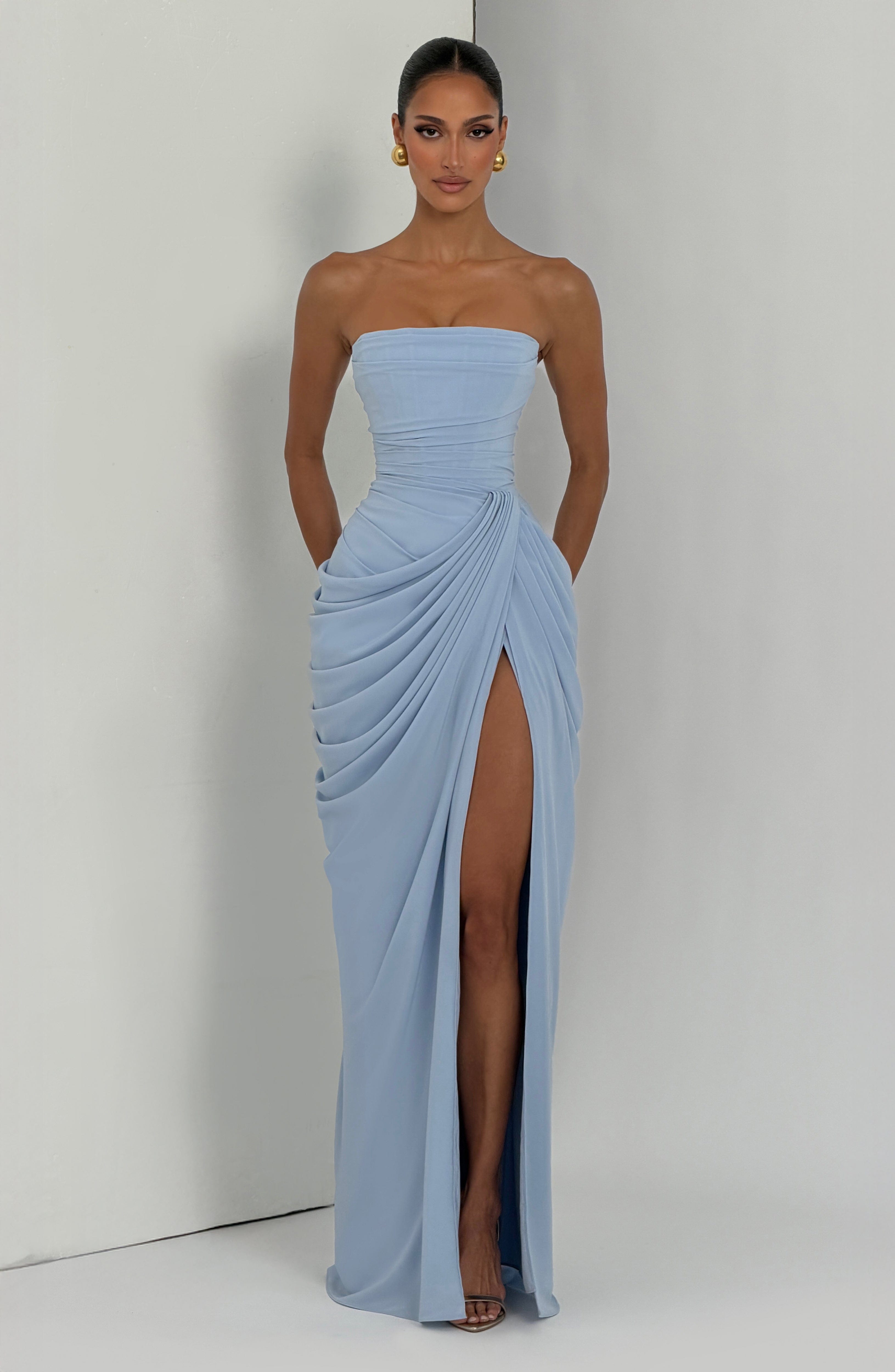 Vestido Iris | Elegancia escultural que define tu figura