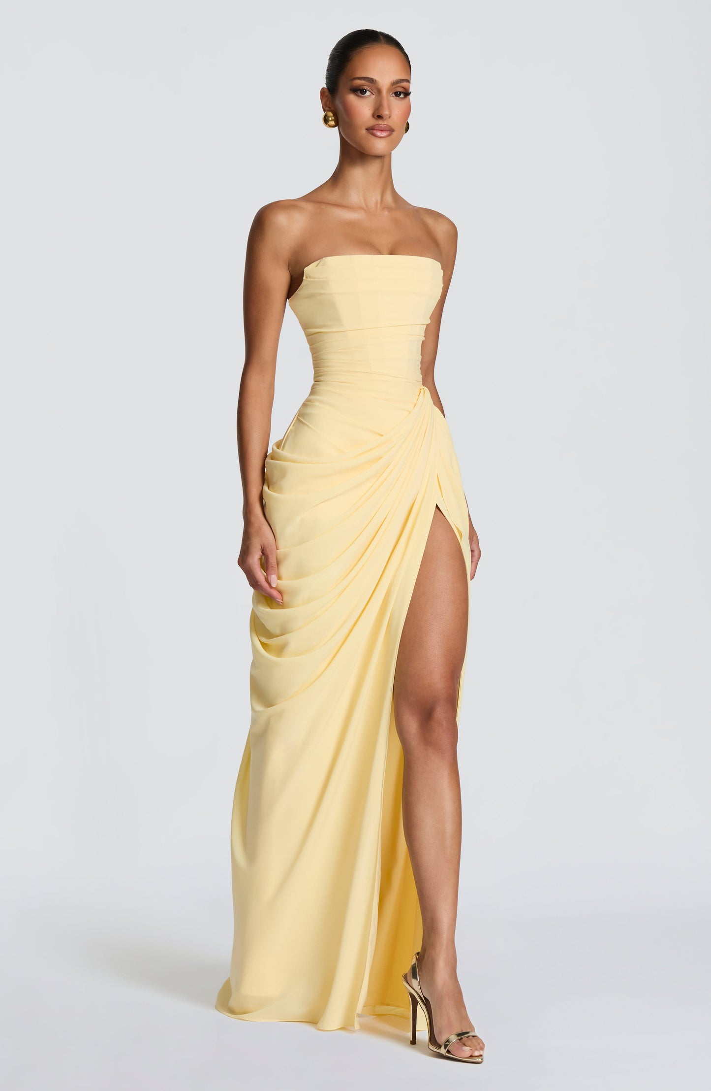Vestido Iris | Elegancia escultural que define tu figura