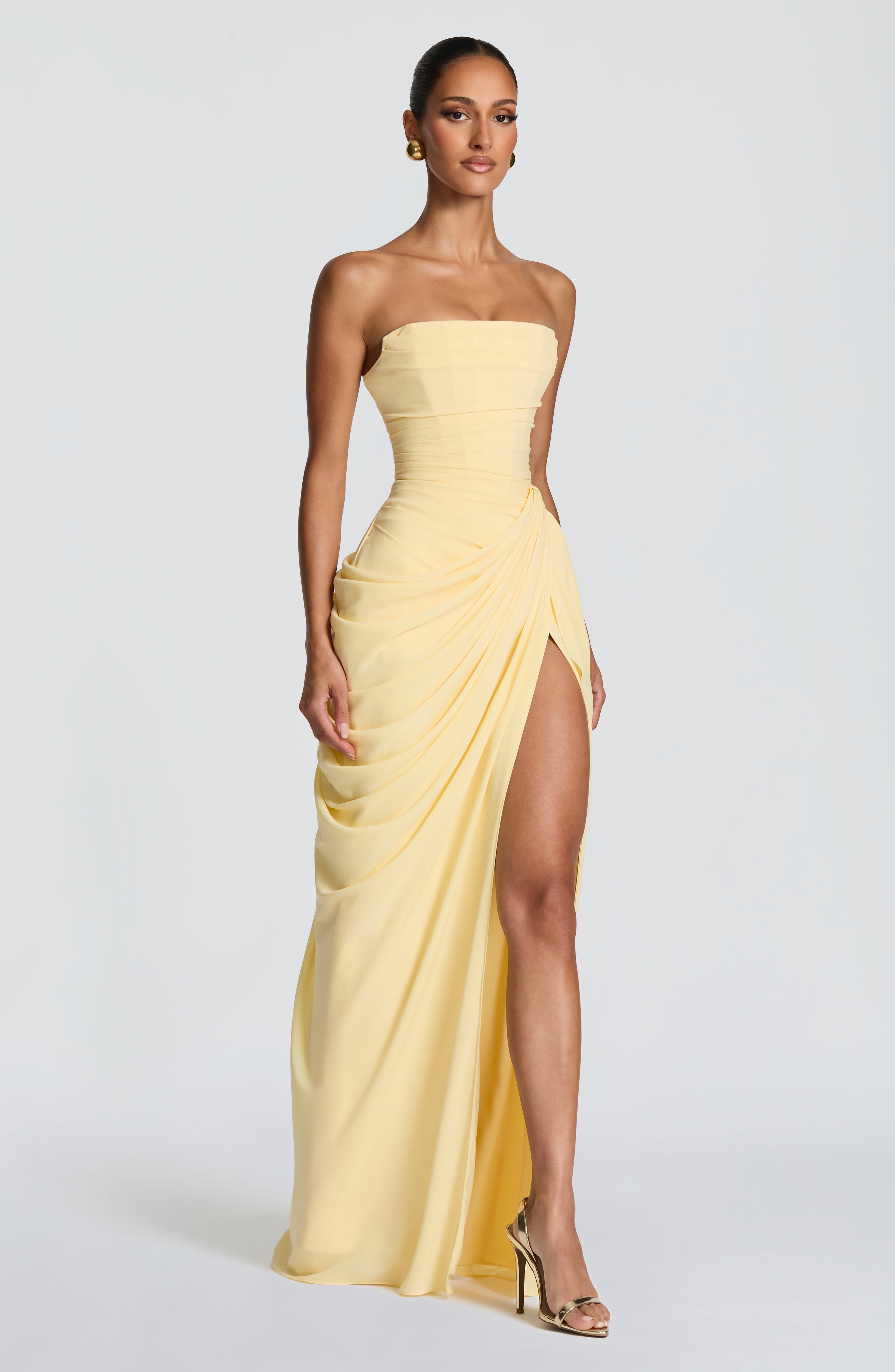 Vestido Iris | Elegancia escultural que define tu figura