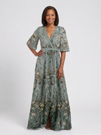 Mélodie | Vestido largo de flores con cuello en V