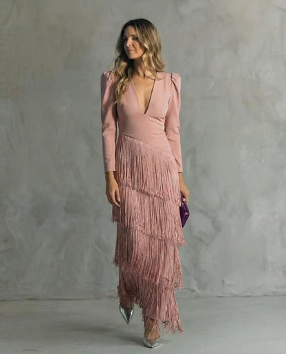 Chiara – Elegante vestido con mangas con flecos