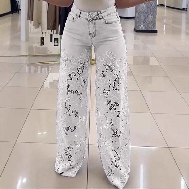 Lola | Pantalón Vaquero de Mujer con Encaje Floral